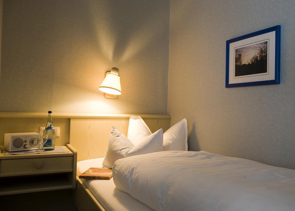 Hotel Friesenhof Wenningstedt-Braderup Rom bilde